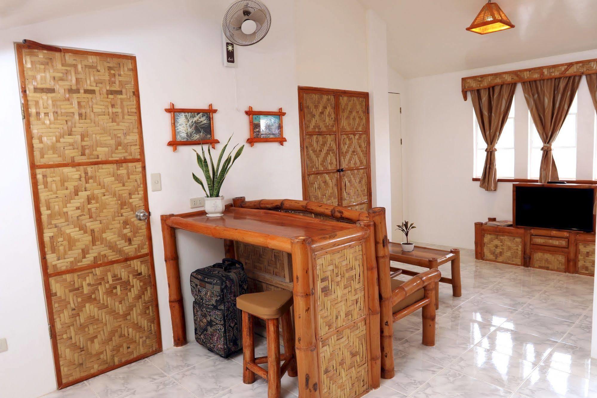 Guindulman Bay Tourist Inn Εξωτερικό φωτογραφία